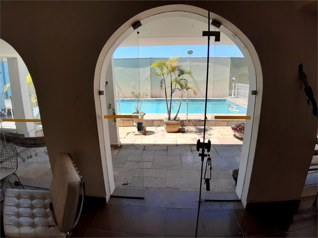 Casa com 5 dormitórios sendo 2 suítes e 7 vagas a venda nas Palmas do Tremembé