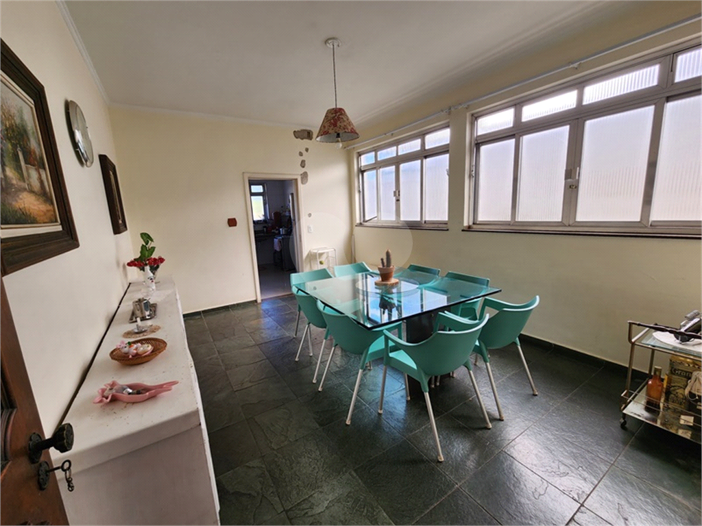 Casa com 5 dormitórios sendo 2 suítes e 7 vagas a venda nas Palmas do Tremembé