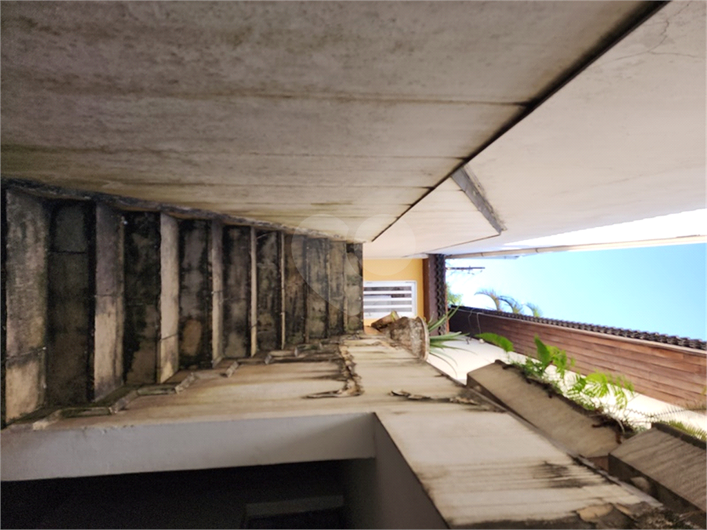 Casa com 5 dormitórios sendo 2 suítes e 7 vagas a venda nas Palmas do Tremembé