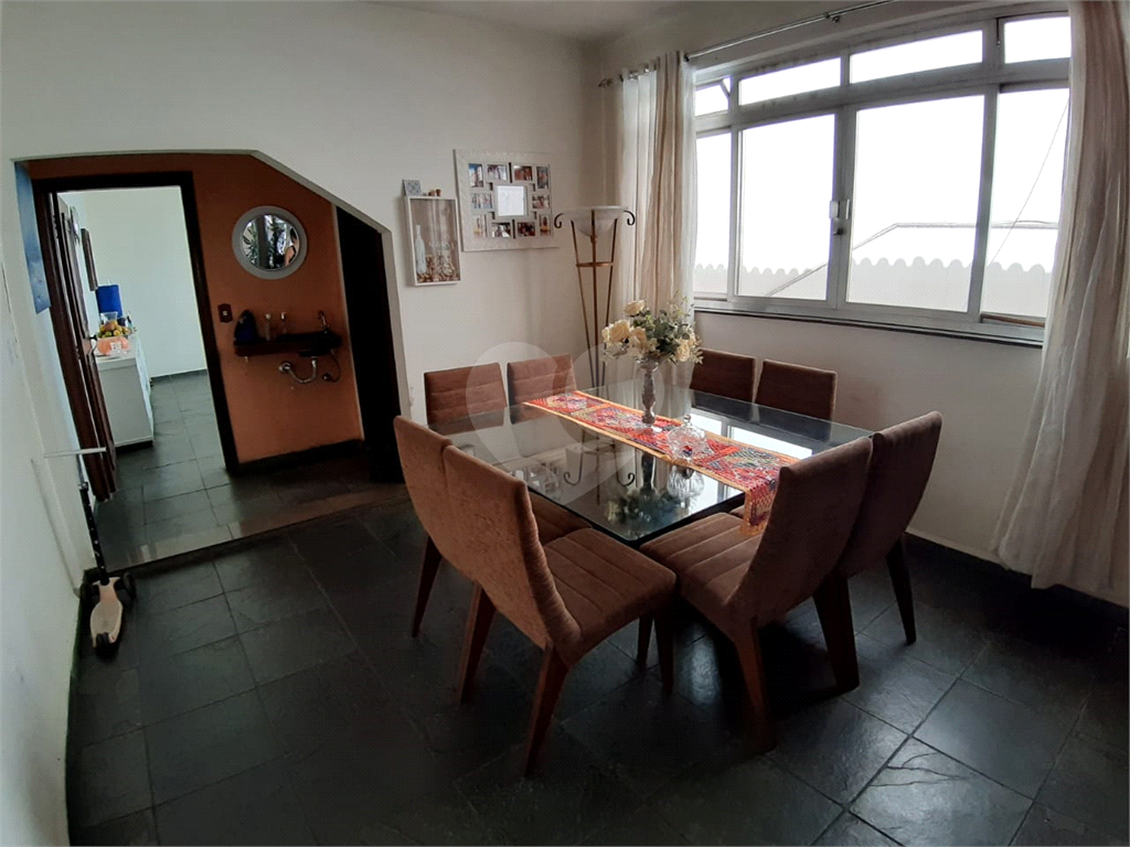 Casa com 5 dormitórios sendo 2 suítes e 7 vagas a venda nas Palmas do Tremembé