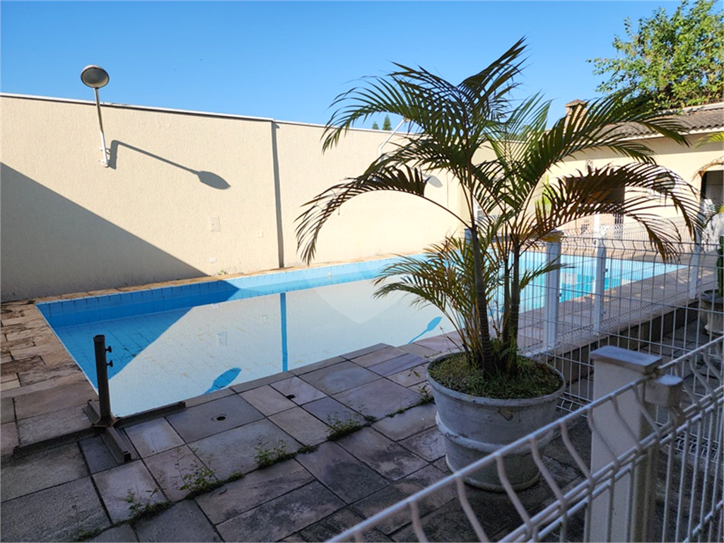 Casa com 5 dormitórios sendo 2 suítes e 7 vagas a venda nas Palmas do Tremembé