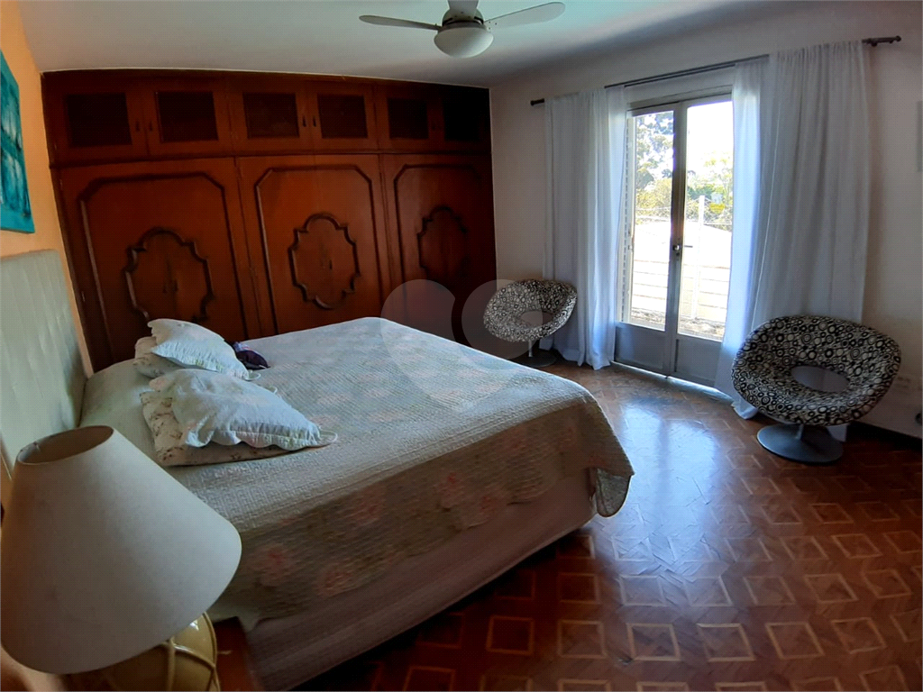 Casa com 5 dormitórios sendo 2 suítes e 7 vagas a venda nas Palmas do Tremembé