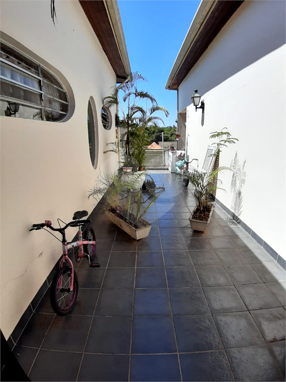 Casa com 5 dormitórios sendo 2 suítes e 7 vagas a venda nas Palmas do Tremembé
