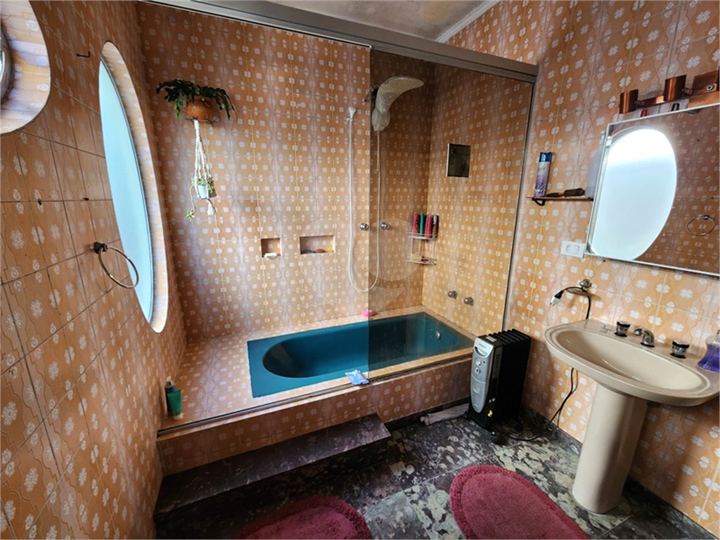 Casa com 5 dormitórios sendo 2 suítes e 7 vagas a venda nas Palmas do Tremembé