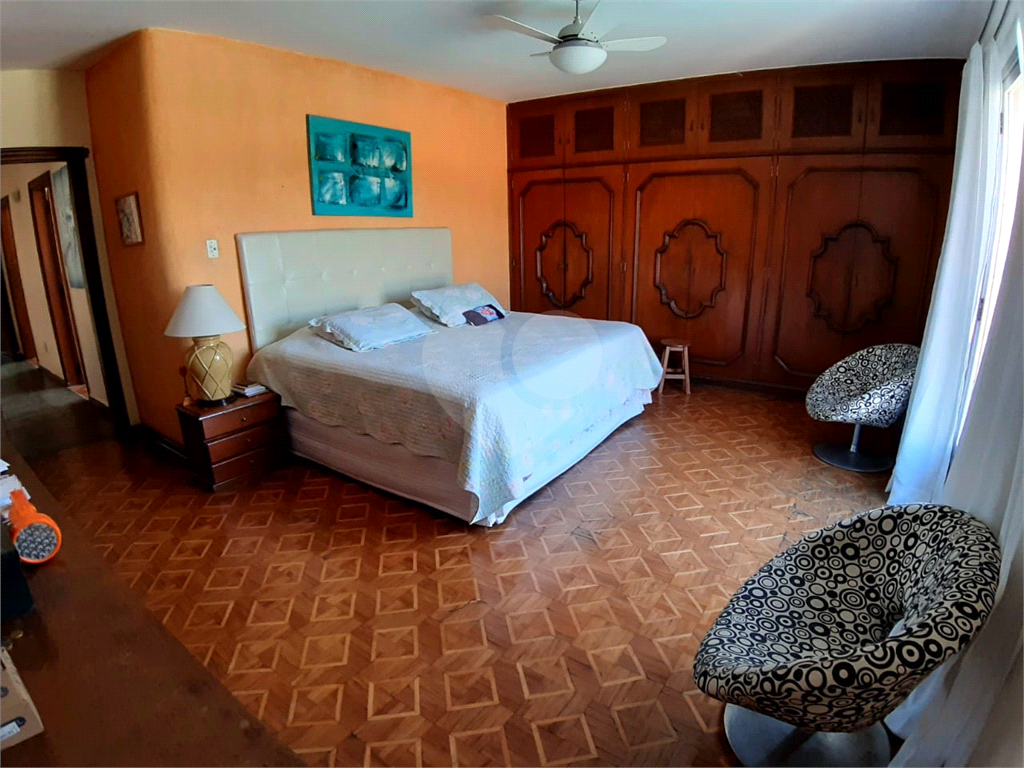 Casa com 5 dormitórios sendo 2 suítes e 7 vagas a venda nas Palmas do Tremembé