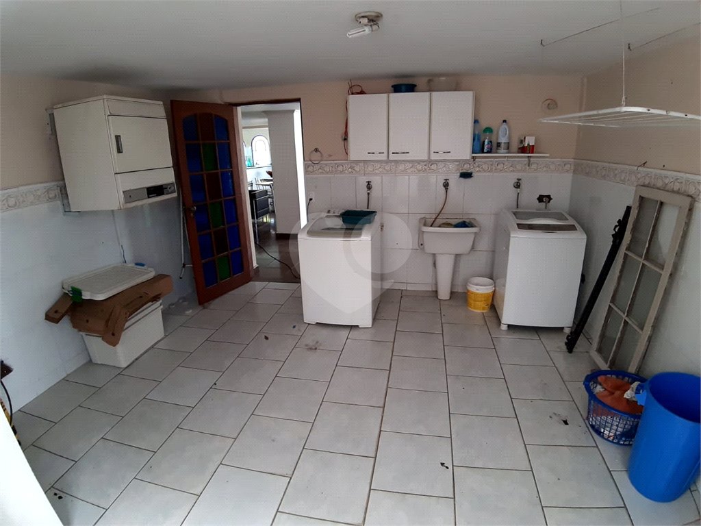 Casa com 5 dormitórios sendo 2 suítes e 7 vagas a venda nas Palmas do Tremembé