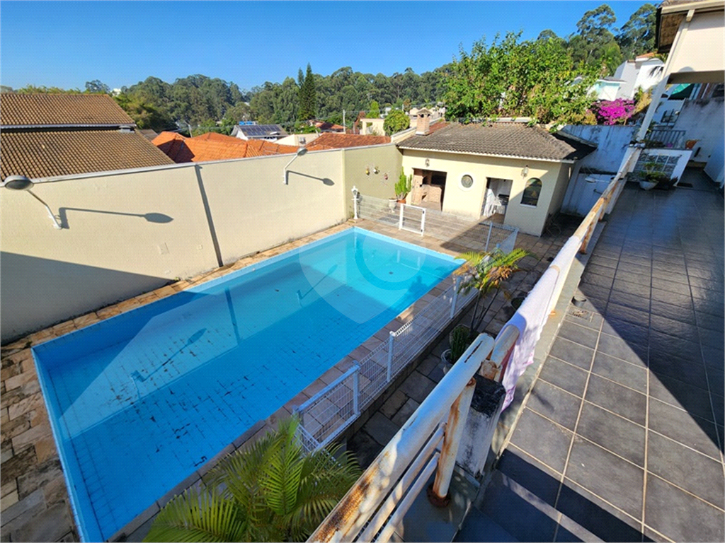 Casa com 5 dormitórios sendo 2 suítes e 7 vagas a venda nas Palmas do Tremembé