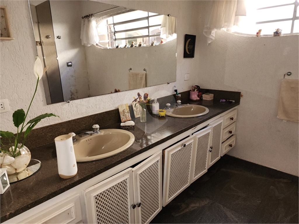 Casa com 5 dormitórios sendo 2 suítes e 7 vagas a venda nas Palmas do Tremembé