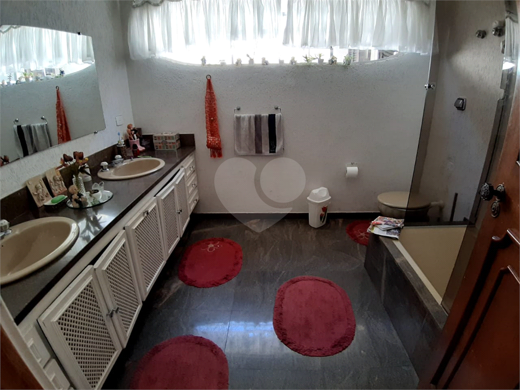 Casa com 5 dormitórios sendo 2 suítes e 7 vagas a venda nas Palmas do Tremembé