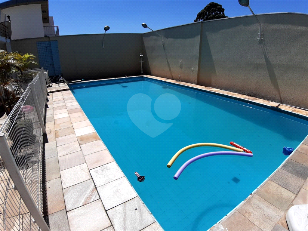Casa com 5 dormitórios sendo 2 suítes e 7 vagas a venda nas Palmas do Tremembé