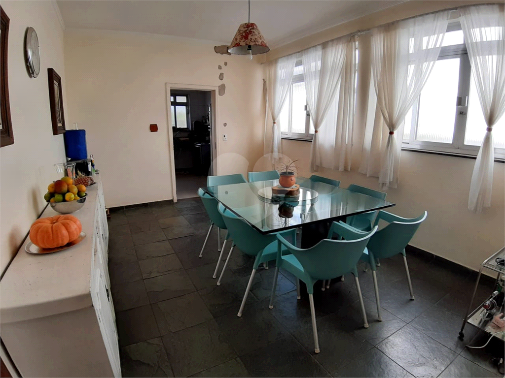 Casa com 5 dormitórios sendo 2 suítes e 7 vagas a venda nas Palmas do Tremembé
