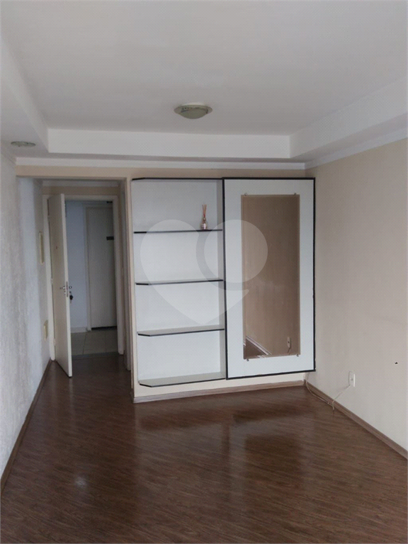 APARTAMENTO em LIMÃO
