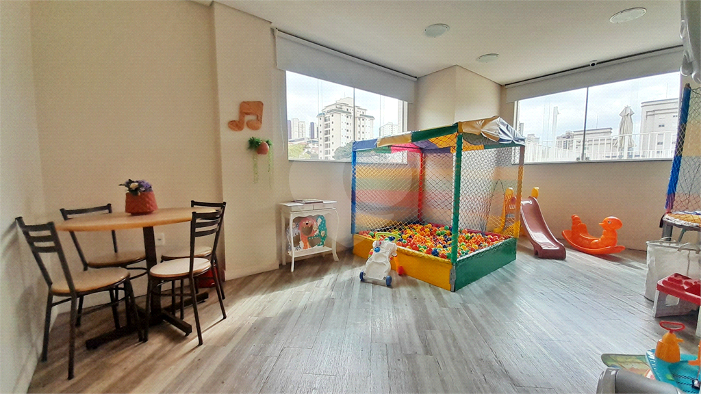 APARTAMENTO em SANTANA