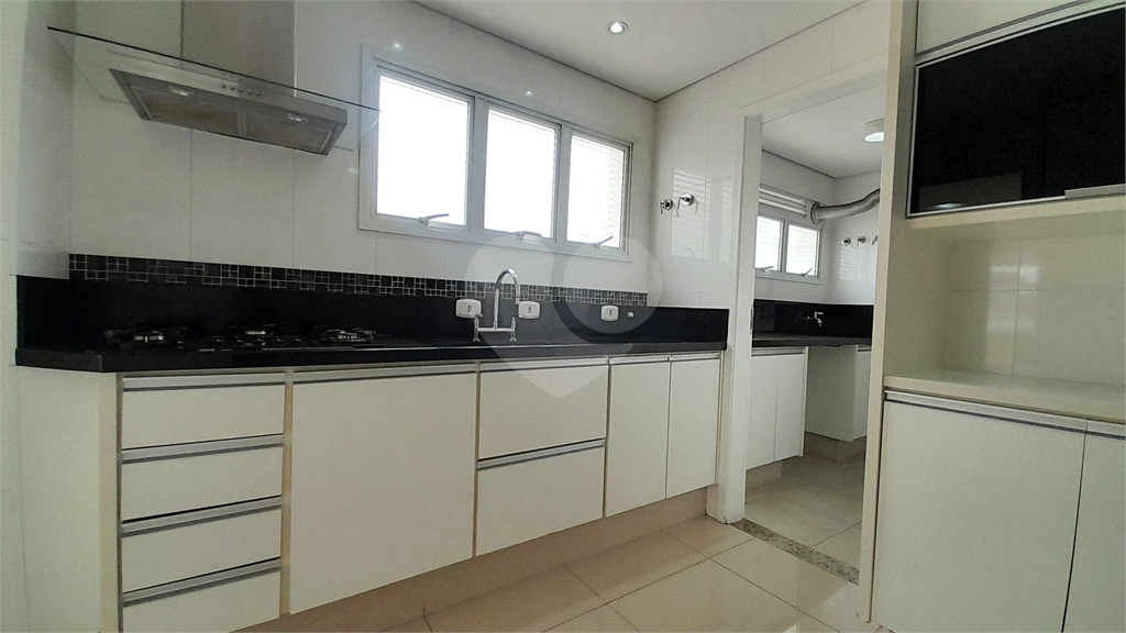 APARTAMENTO em SANTANA