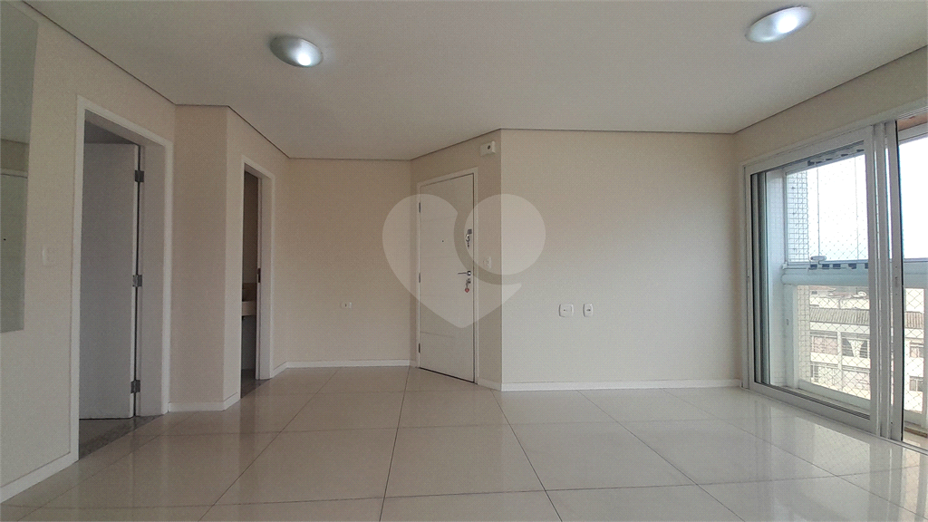 APARTAMENTO em SANTANA