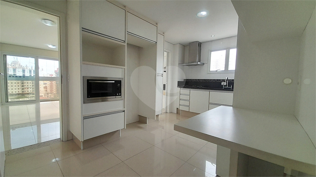 APARTAMENTO em SANTANA