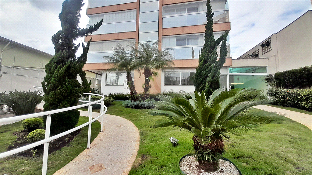 APARTAMENTO em SANTANA