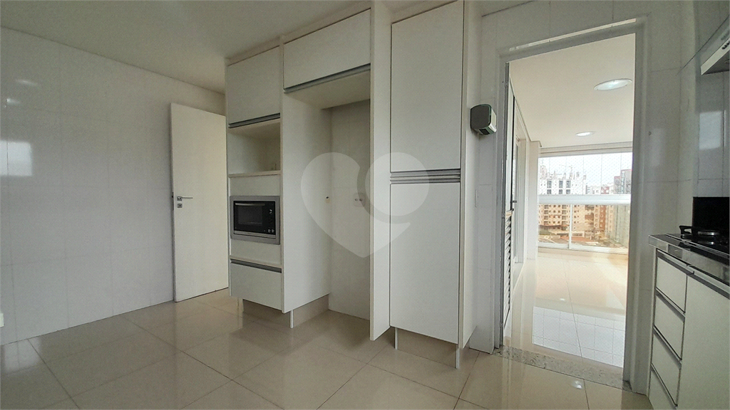 APARTAMENTO em SANTANA