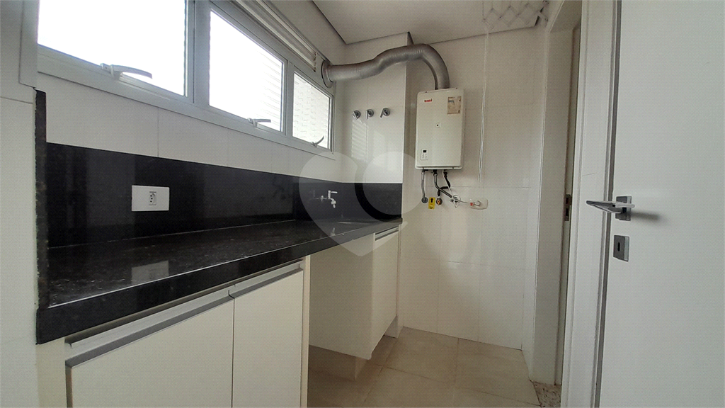 APARTAMENTO em SANTANA