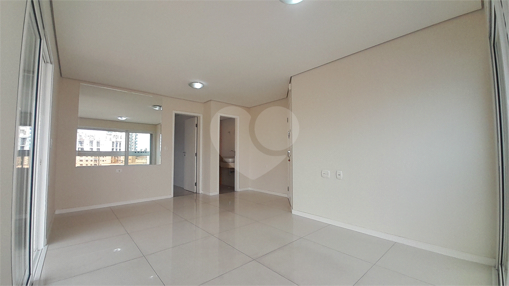 APARTAMENTO em SANTANA