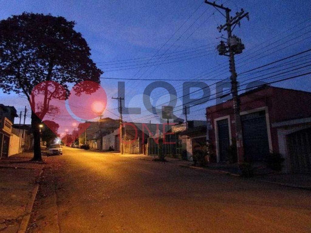 CASA TÉRREA em CASA VERDE