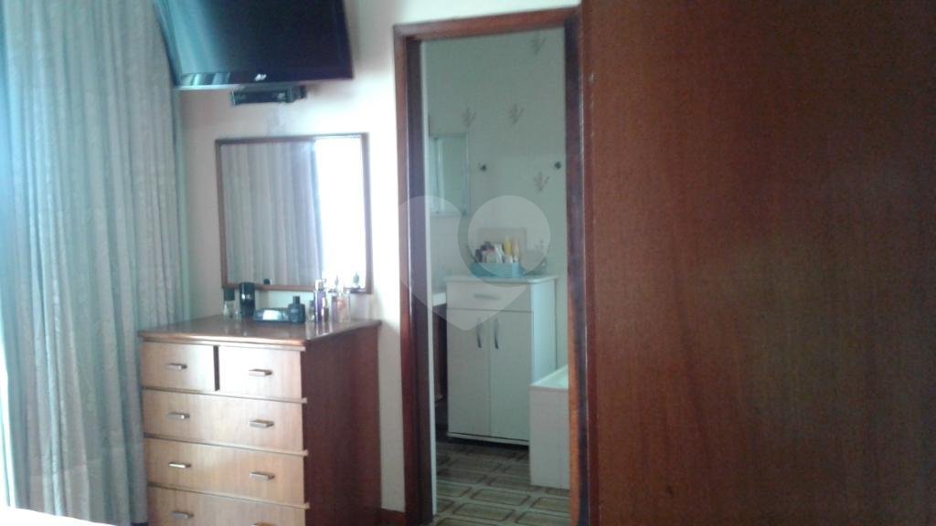 Sobrado à venda com 3 quartos, 288m² - Foto 29