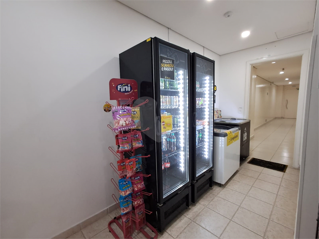 Imóvel de 126m² sala de estar de 2 ambientes com varanda e lavabo 3 quartos, sendo 2 suítes, 3 vagas de garagem Vila Romana