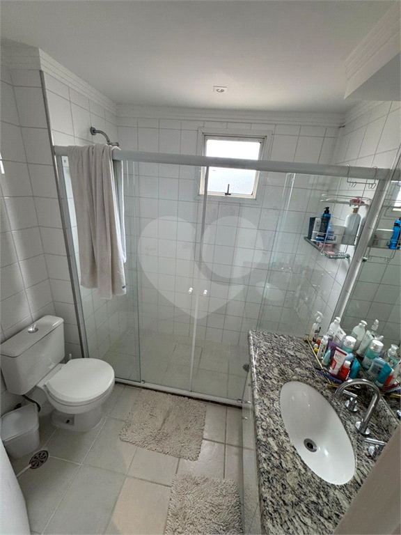 Imóvel de 126m² sala de estar de 2 ambientes com varanda e lavabo 3 quartos, sendo 2 suítes, 3 vagas de garagem Vila Romana
