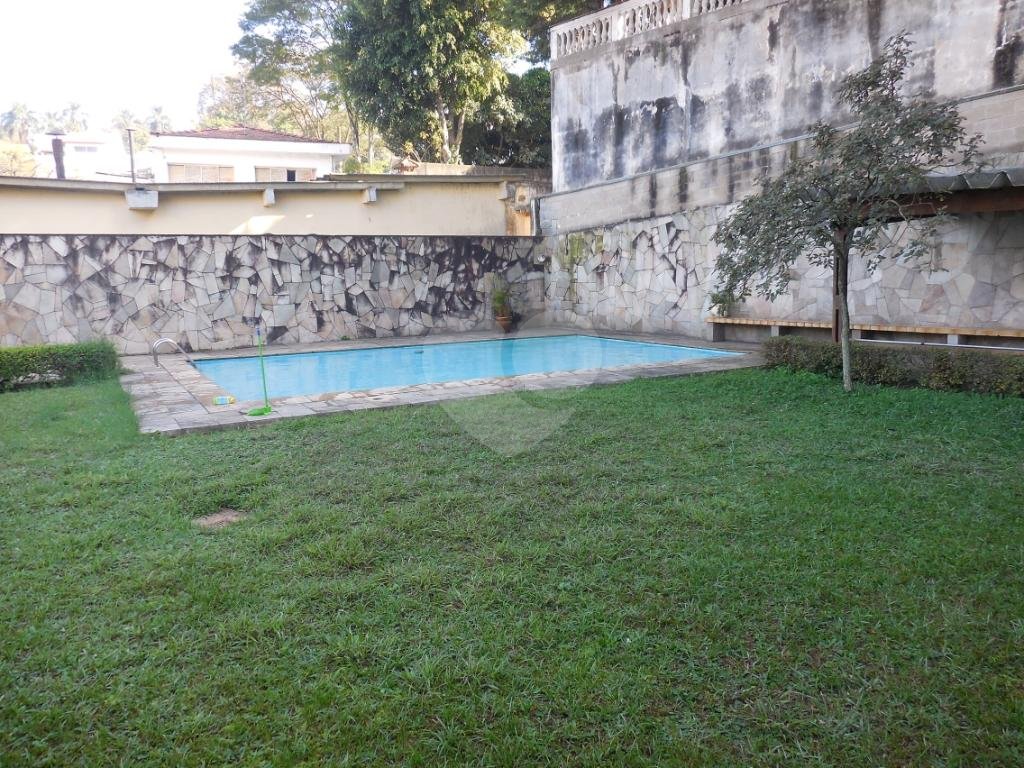 JARDIM FRANÇA MARAVILHOSA RESIDENCIA  térrea à venda com imenso espaço verde!!