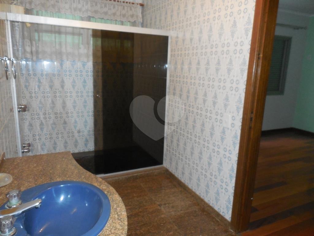 JARDIM FRANÇA MARAVILHOSA RESIDENCIA  térrea à venda com imenso espaço verde!!