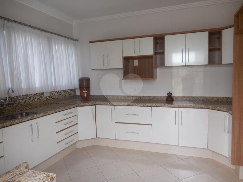 JARDIM FRANÇA MARAVILHOSA RESIDENCIA  térrea à venda com imenso espaço verde!!