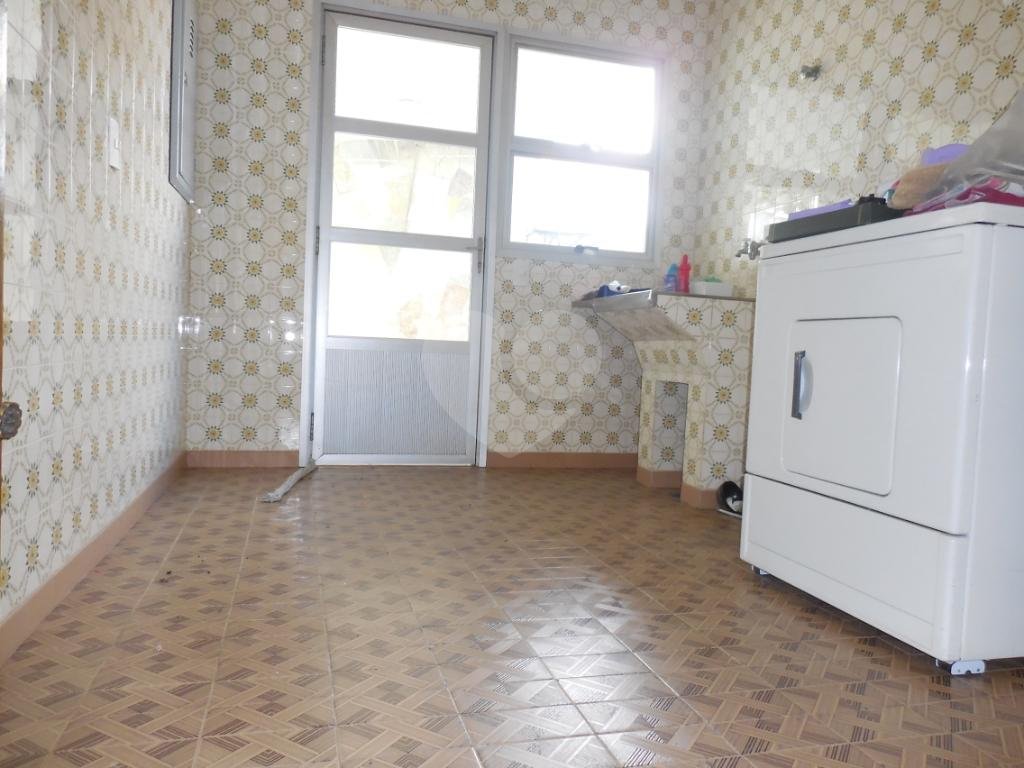 JARDIM FRANÇA MARAVILHOSA RESIDENCIA  térrea à venda com imenso espaço verde!!