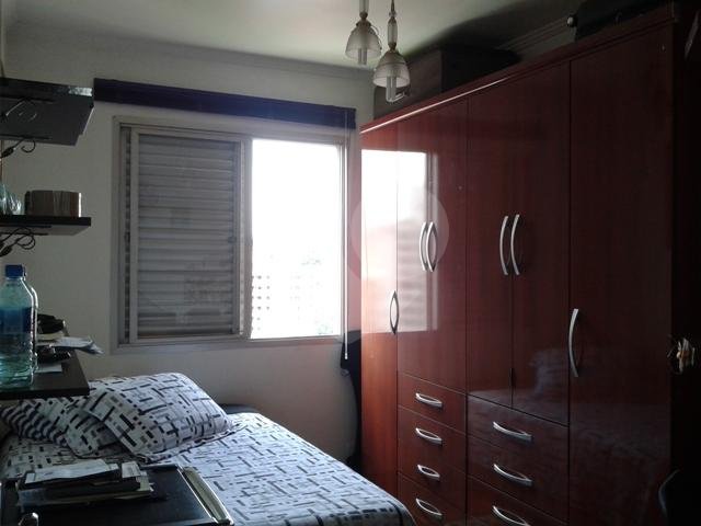 APARTAMENTO em SANTANA
