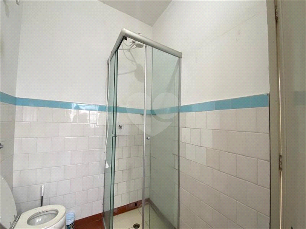 Sobrado à venda com 6 quartos, 243m² - Foto 42