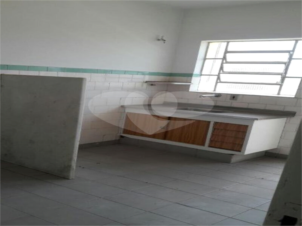 Sobrado à venda com 6 quartos, 243m² - Foto 30