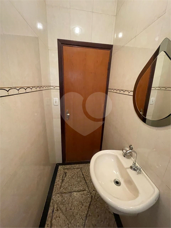 Casa sobrado 3 suítes 
