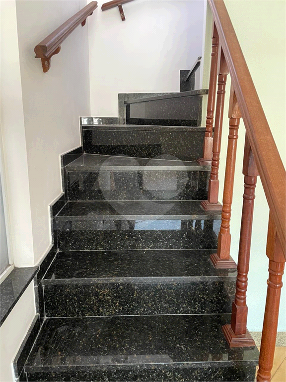 Casa sobrado 3 suítes 