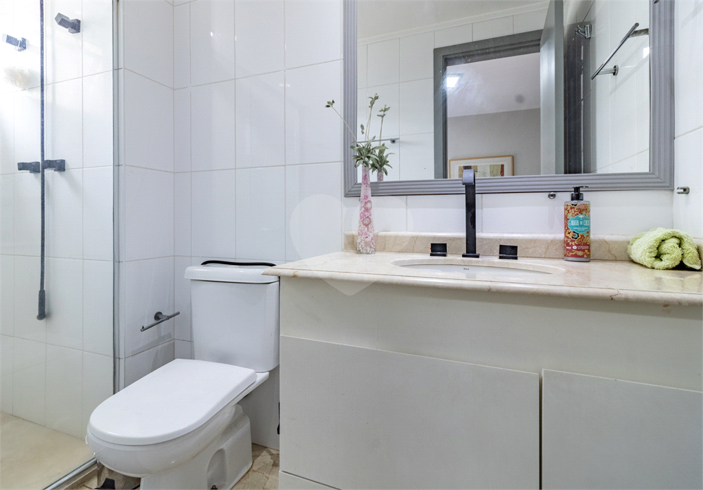 Apartamento Alto Padrão- Alto de Pinheiros - 4 Dormitórios - 220 m²