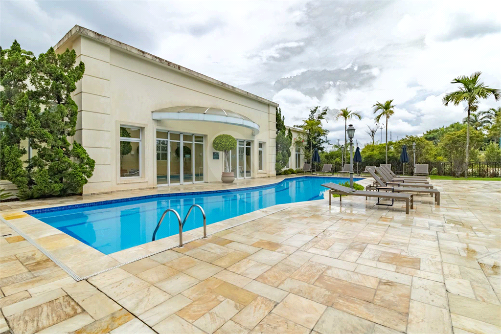 Apartamento Alto Padrão- Alto de Pinheiros - 4 Dormitórios - 220 m²