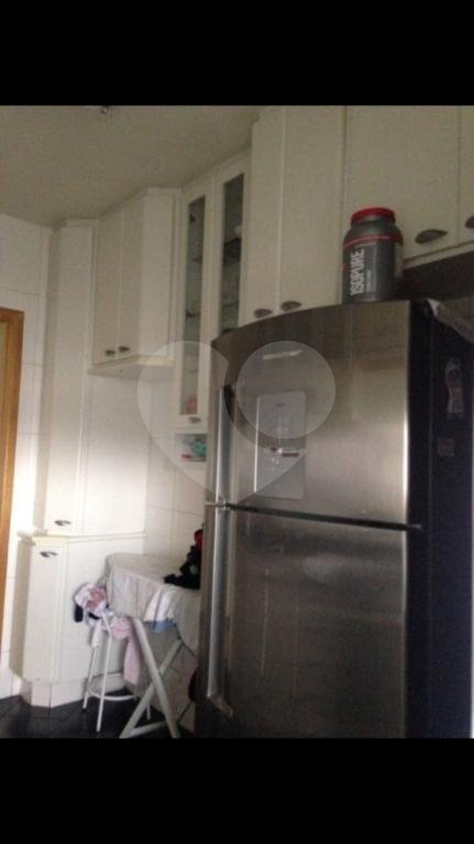 Excelente apartamento na rua Camarajé