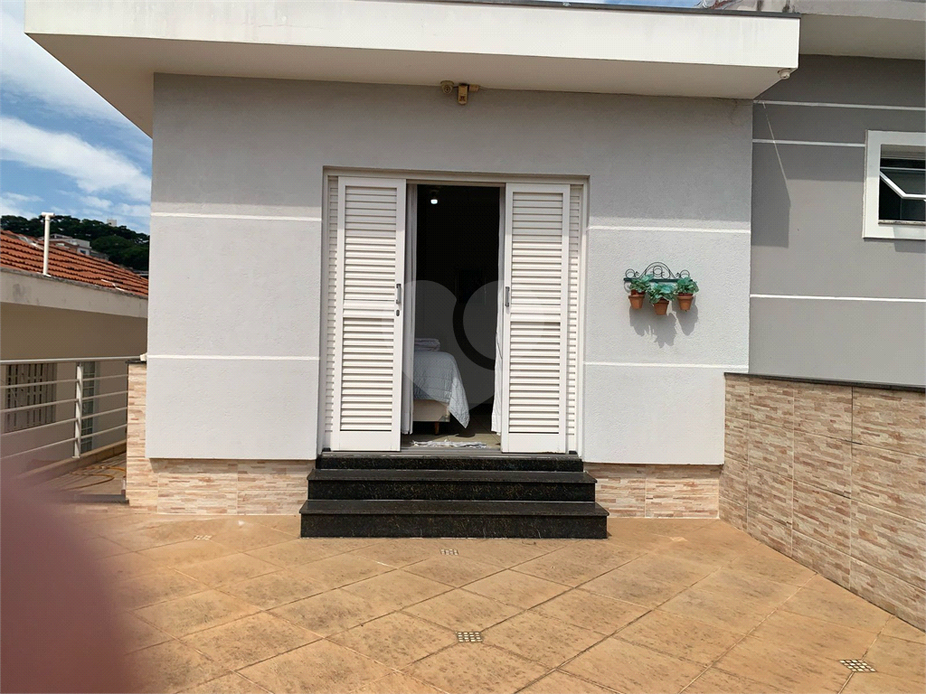 Sobrado com edícula e espaço gourmet à venda no Imirim. 