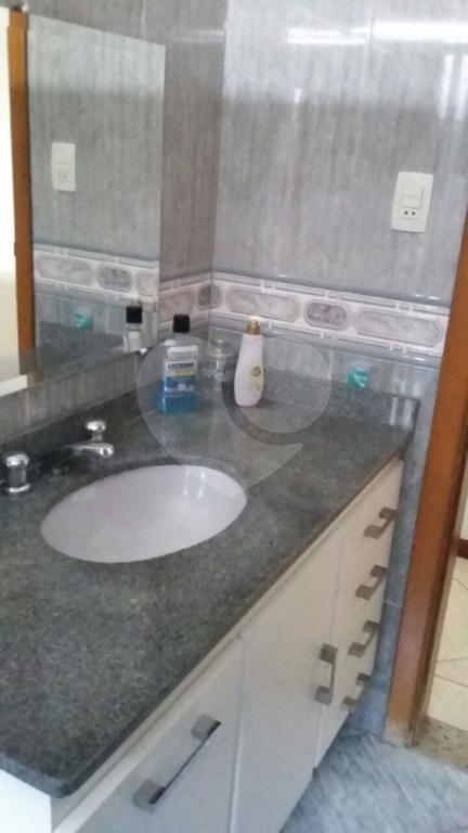 Sobrado com edícula e espaço gourmet à venda no Imirim. 