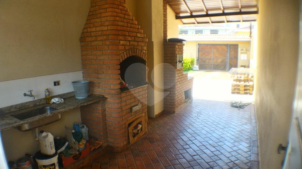Assobradada à venda no Horto Florestal
