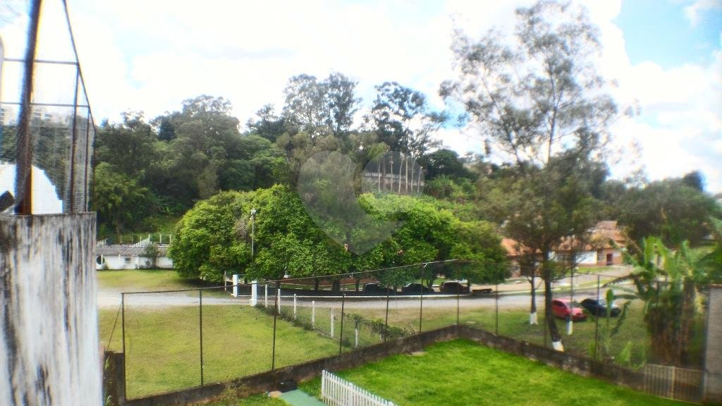 Excelente casa assobradada à venda no Horto Florestal