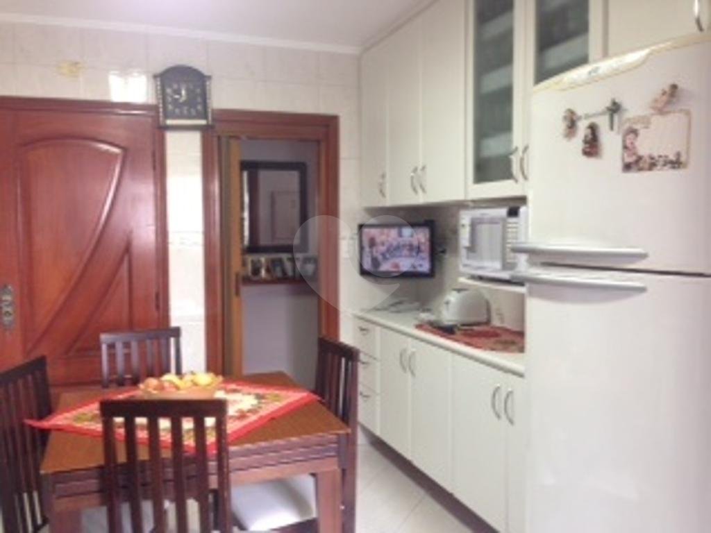Apartamento à venda em Santana, próximo à Voluntários da Pátria com 3 dormitórios