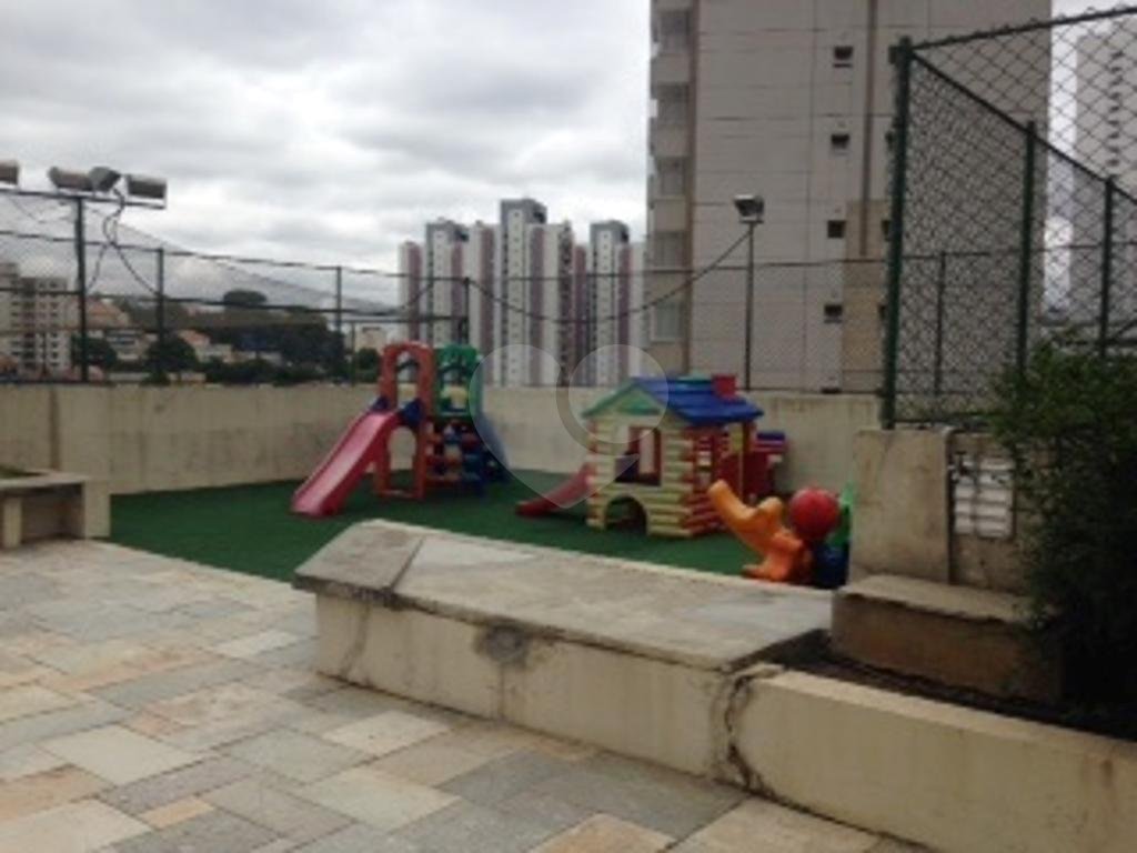 Apartamento à venda em Santana, próximo à Voluntários da Pátria com 3 dormitórios