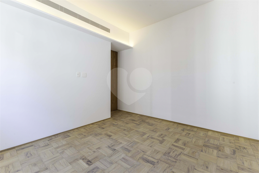 APARTAMENTO À VENDA COM 3 QUARTOS - 2 VAGAS NO JARDIM PAULISTA.