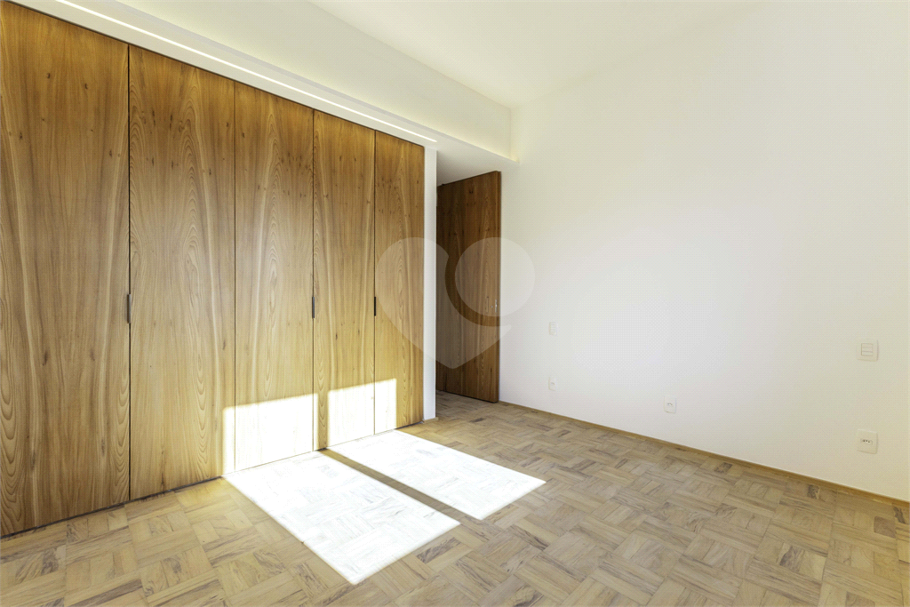 APARTAMENTO À VENDA COM 3 QUARTOS - 2 VAGAS NO JARDIM PAULISTA.