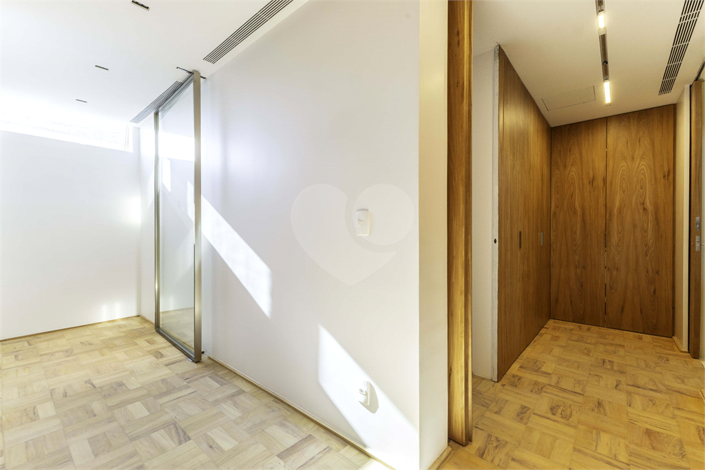 APARTAMENTO À VENDA COM 3 QUARTOS - 2 VAGAS NO JARDIM PAULISTA.