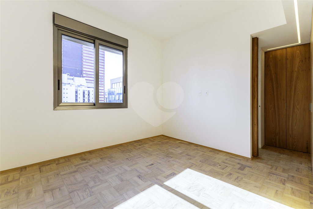APARTAMENTO À VENDA COM 3 QUARTOS - 2 VAGAS NO JARDIM PAULISTA.